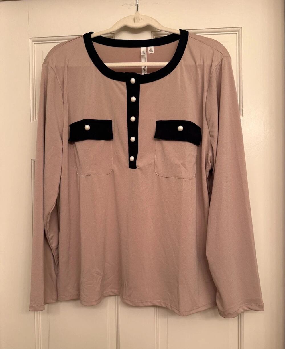 NY COLLECTION Plus Size Long Sleeve Contrast Detail Top Tan Size 2X 2272